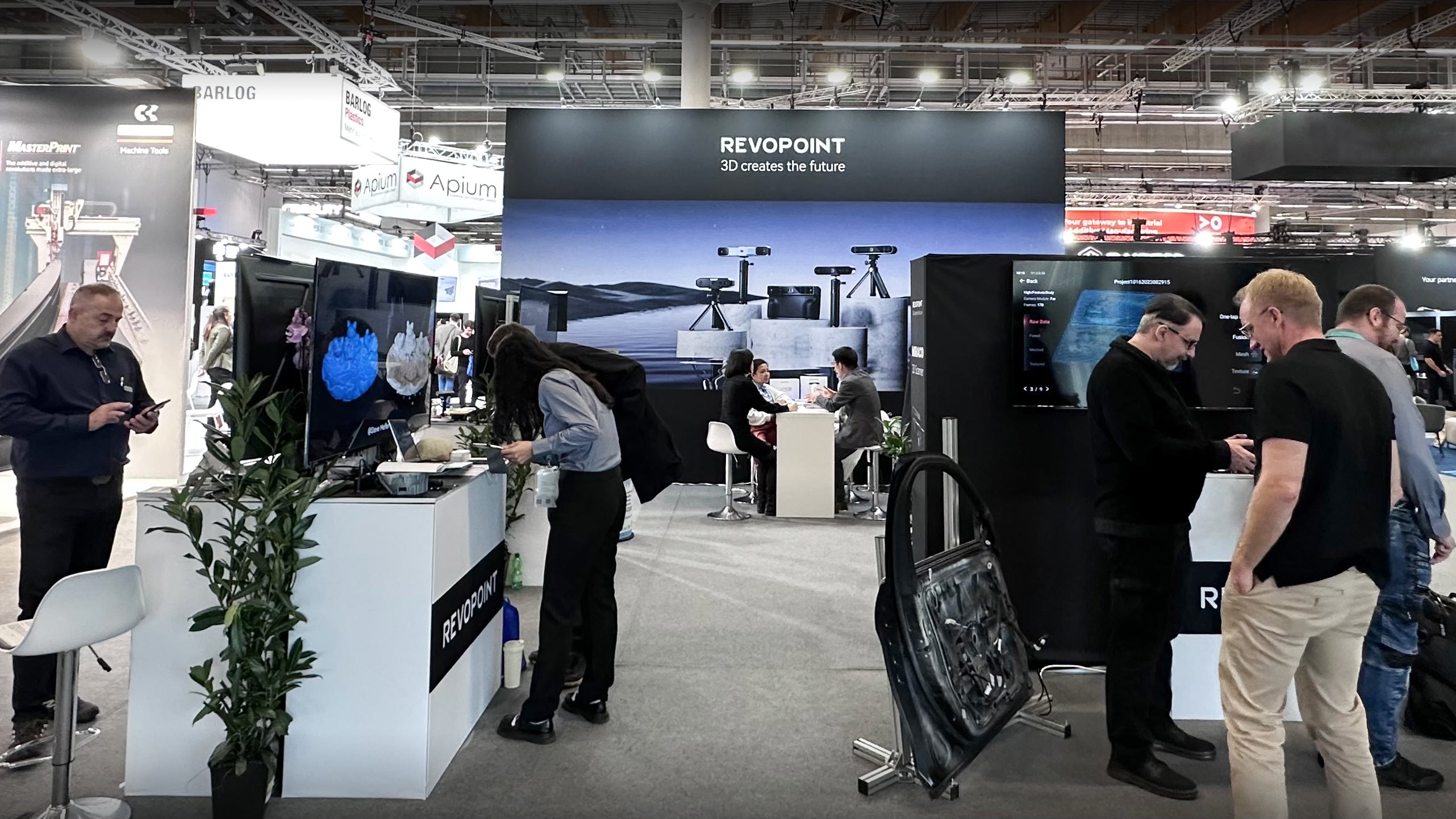 Join the 3D Scanning Revolution with Revopoint at Formnext 2023!